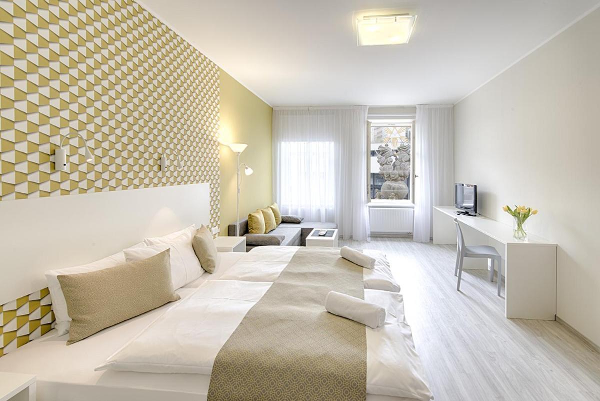 Apartment Promenada 35 Карловы Вары Экстерьер фото